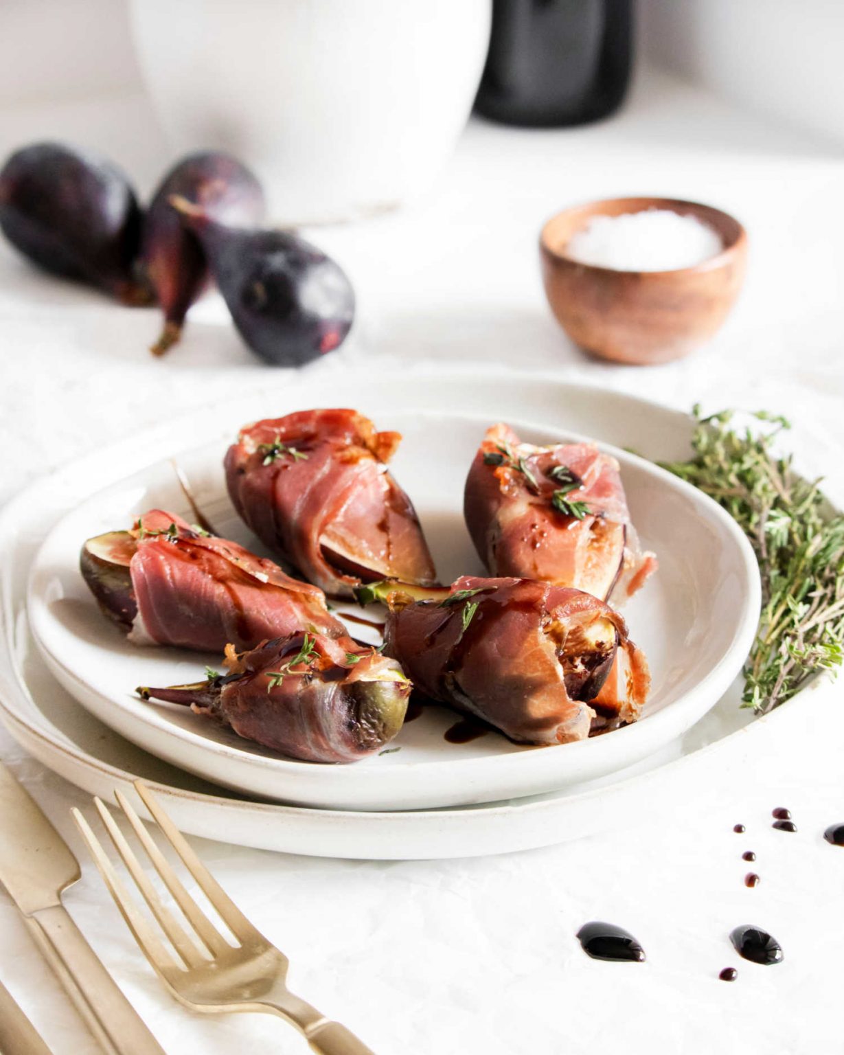 Fresh Fig Appetizer with Goat Cheese and Prosciutto